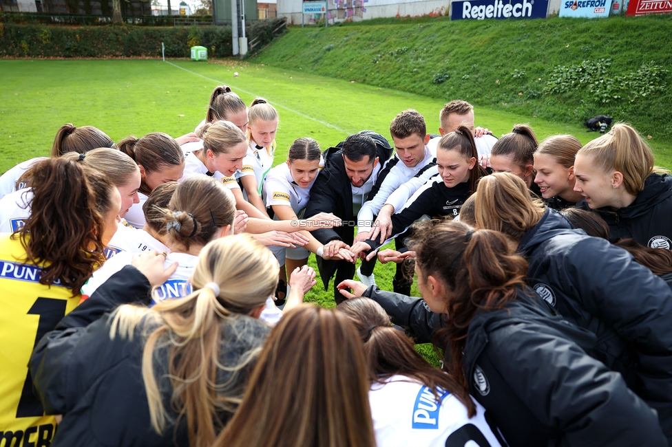 Sturm Damen - Lustenau
OEFB Frauen Bundesliga, 9. Runde, SK Sturm Graz Damen - SPG FC Lustenau FC Dornbirn Ladies, MURAUER Bier Arena - StFV Graz, 03.11.2024. 

Foto zeigt die Mannschaft der Sturm Damen
