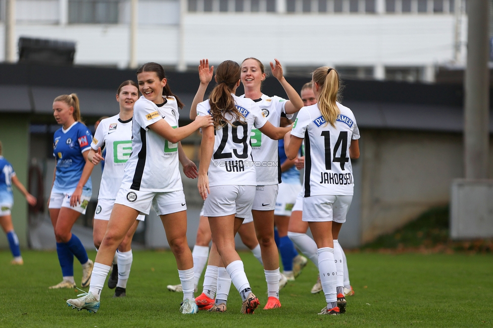 Sturm Damen - Lustenau
OEFB Frauen Bundesliga, 9. Runde, SK Sturm Graz Damen - SPG FC Lustenau FC Dornbirn Ladies, MURAUER Bier Arena - StFV Graz, 03.11.2024. 

Foto zeigt Elisabeth Brandl (Sturm Damen) und Modesta Uka (Sturm Damen)
