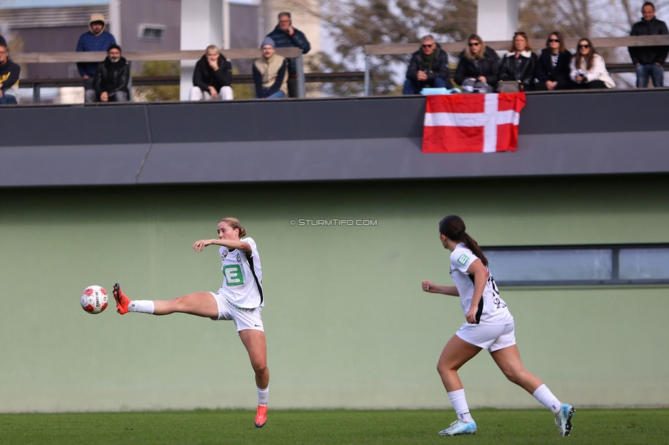 Sturm Damen - Lustenau
OEFB Frauen Bundesliga, 9. Runde, SK Sturm Graz Damen - SPG FC Lustenau FC Dornbirn Ladies, MURAUER Bier Arena - StFV Graz, 03.11.2024. 

Foto zeigt Elisabeth Brandl (Sturm Damen)
