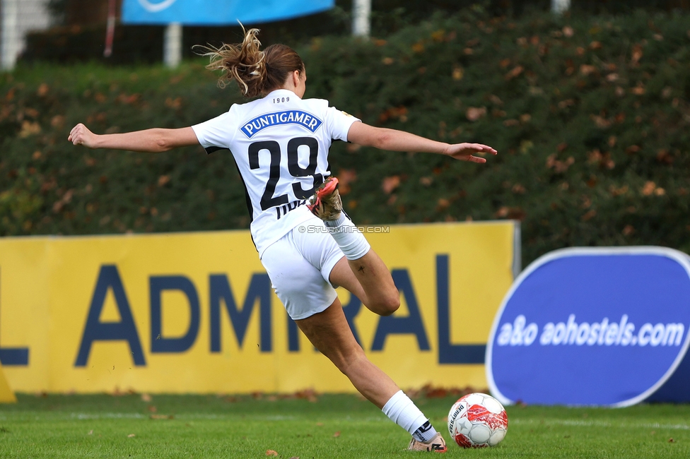 Sturm Damen - Lustenau
OEFB Frauen Bundesliga, 9. Runde, SK Sturm Graz Damen - SPG FC Lustenau FC Dornbirn Ladies, MURAUER Bier Arena - StFV Graz, 03.11.2024. 

Foto zeigt Modesta Uka (Sturm Damen)
