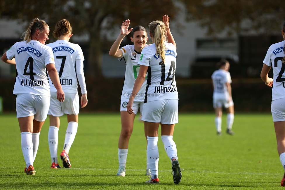 Sturm Damen - Lustenau
OEFB Frauen Bundesliga, 9. Runde, SK Sturm Graz Damen - SPG FC Lustenau FC Dornbirn Ladies, MURAUER Bier Arena - StFV Graz, 03.11.2024. 

Foto zeigt Marie Spiess (Sturm Damen) und Sandra Jakobsen (Sturm Damen)
