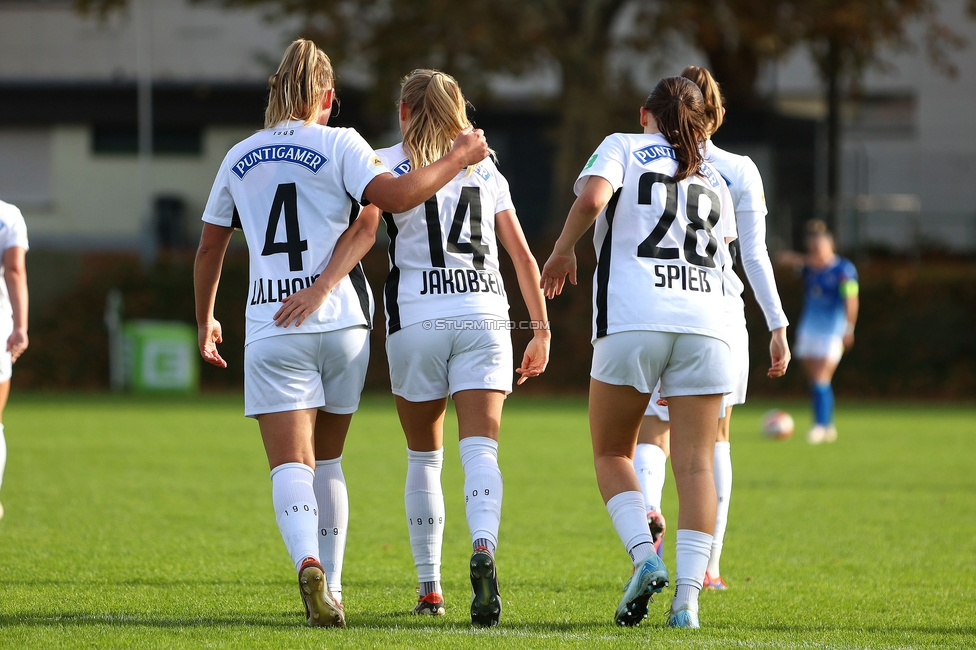 Sturm Damen - Lustenau
OEFB Frauen Bundesliga, 9. Runde, SK Sturm Graz Damen - SPG FC Lustenau FC Dornbirn Ladies, MURAUER Bier Arena - StFV Graz, 03.11.2024. 

Foto zeigt Laura Lillholm-Petersen (Sturm Damen) und Sandra Jakobsen (Sturm Damen)
