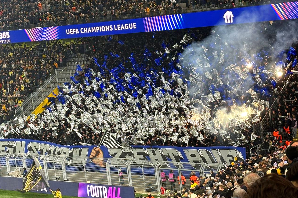 Borussia Dortmund - Sturm Graz
UEFA Champions League Ligaphase 4. Spieltag, Borussia Dortmund - SK Sturm Graz, BVB Stadion Dortmund, 05.11.2024. 

Foto zeigt Fans von Sturm mit einer Choreografie
