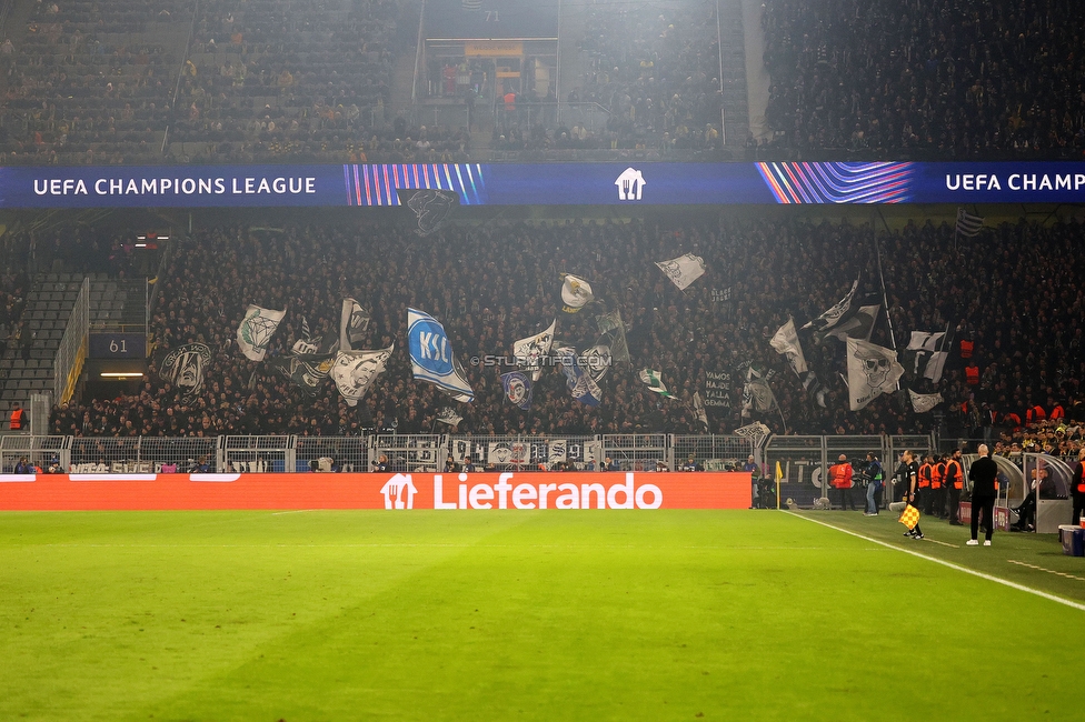 Borussia Dortmund - Sturm Graz
UEFA Champions League Ligaphase 4. Spieltag, Borussia Dortmund - SK Sturm Graz, BVB Stadion Dortmund, 05.11.2024. 

Foto zeigt Fans von Sturm
