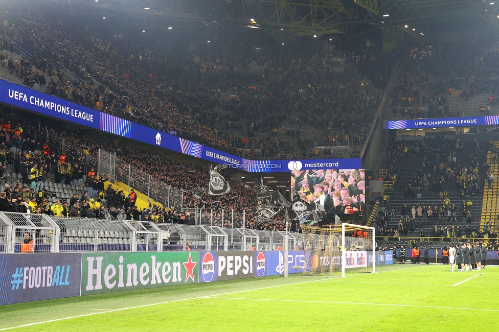 Borussia Dortmund - Sturm Graz
UEFA Champions League Ligaphase 4. Spieltag, Borussia Dortmund - SK Sturm Graz, BVB Stadion Dortmund, 05.11.2024. 

Foto zeigt Fans von Sturm
