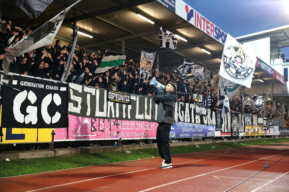 Hartberg - Sturm Graz
Oesterreichische Fussball Bundesliga, 13. Runde, TSV Hartberg - SK Sturm Graz, PROfertil Arena Hartberg, 09.11.2024. 

Foto zeigt Fans von Sturm
