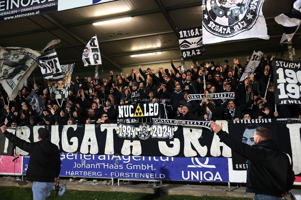 Hartberg - Sturm Graz
Oesterreichische Fussball Bundesliga, 13. Runde, TSV Hartberg - SK Sturm Graz, PROfertil Arena Hartberg, 09.11.2024. 

Foto zeigt Fans von Sturm
