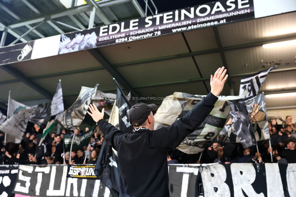 Hartberg - Sturm Graz
Oesterreichische Fussball Bundesliga, 13. Runde, TSV Hartberg - SK Sturm Graz, PROfertil Arena Hartberg, 09.11.2024. 

Foto zeigt Fans von Sturm
