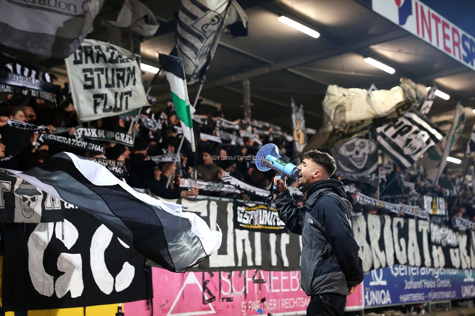 Hartberg - Sturm Graz
Oesterreichische Fussball Bundesliga, 13. Runde, TSV Hartberg - SK Sturm Graz, PROfertil Arena Hartberg, 09.11.2024. 

Foto zeigt Fans von Sturm
