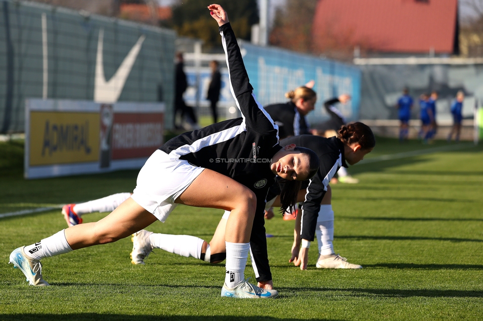 Sturm Damen - BW Linz
OEFB Frauen Bundesliga, 10. Runde, SK Sturm Graz Damen - FC Blau-Weiss Linz Kleinmuenchen, Trainingszentrum Messendorf, 10.11.2024. 

Foto zeigt Marie Spiess (Sturm Damen)
