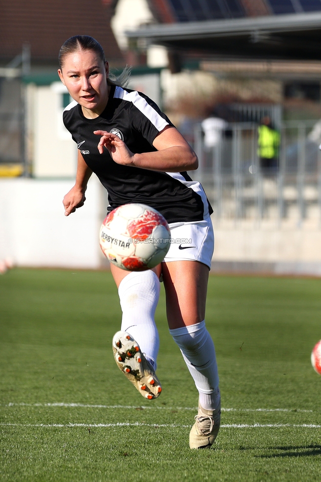 Sturm Damen - BW Linz
OEFB Frauen Bundesliga, 10. Runde, SK Sturm Graz Damen - FC Blau-Weiss Linz Kleinmuenchen, Trainingszentrum Messendorf, 10.11.2024. 

Foto zeigt Anna Wirnsberger (Sturm Damen)
