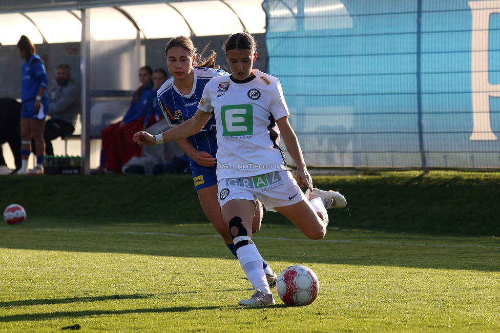 Sturm Damen - BW Linz
OEFB Frauen Bundesliga, 10. Runde, SK Sturm Graz Damen - FC Blau-Weiss Linz Kleinmuenchen, Trainingszentrum Messendorf, 10.11.2024. 

Foto zeigt Leonie Christin Tragl (Sturm Damen)
