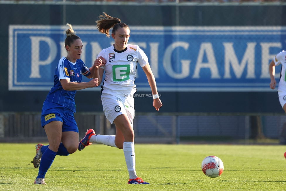 Sturm Damen - BW Linz
OEFB Frauen Bundesliga, 10. Runde, SK Sturm Graz Damen - FC Blau-Weiss Linz Kleinmuenchen, Trainingszentrum Messendorf, 10.11.2024. 

Foto zeigt Rebecca Villena (Sturm Damen)
