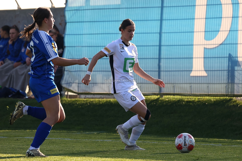 Sturm Damen - BW Linz
OEFB Frauen Bundesliga, 10. Runde, SK Sturm Graz Damen - FC Blau-Weiss Linz Kleinmuenchen, Trainingszentrum Messendorf, 10.11.2024. 

Foto zeigt Leonie Christin Tragl (Sturm Damen)
