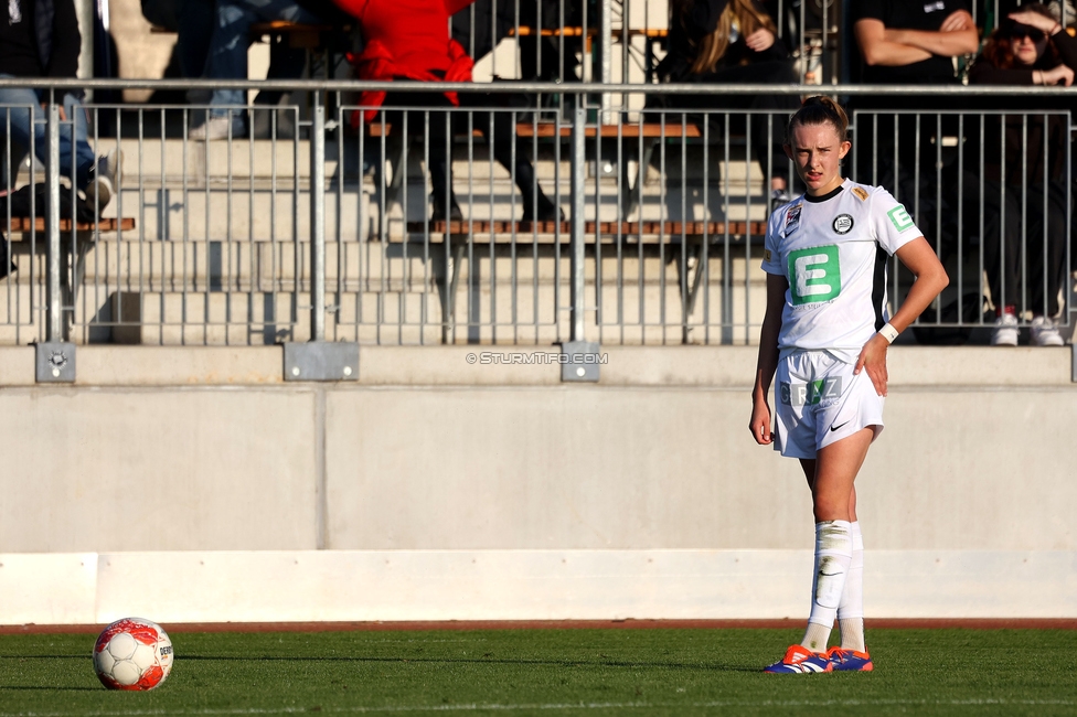 Sturm Damen - BW Linz
OEFB Frauen Bundesliga, 10. Runde, SK Sturm Graz Damen - FC Blau-Weiss Linz Kleinmuenchen, Trainingszentrum Messendorf, 10.11.2024. 

Foto zeigt Rebecca Villena (Sturm Damen)
