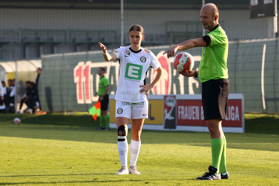 Sturm Damen - BW Linz
OEFB Frauen Bundesliga, 10. Runde, SK Sturm Graz Damen - FC Blau-Weiss Linz Kleinmuenchen, Trainingszentrum Messendorf, 10.11.2024. 

Foto zeigt Leonie Christin Tragl (Sturm Damen)
