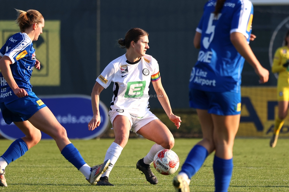 Sturm Damen - BW Linz
OEFB Frauen Bundesliga, 10. Runde, SK Sturm Graz Damen - FC Blau-Weiss Linz Kleinmuenchen, Trainingszentrum Messendorf, 10.11.2024. 

Foto zeigt Sophie Maierhofer (Sturm Damen)
