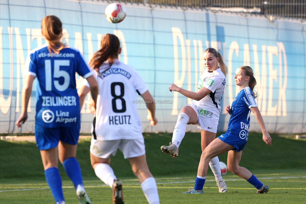 Sturm Damen - BW Linz
OEFB Frauen Bundesliga, 10. Runde, SK Sturm Graz Damen - FC Blau-Weiss Linz Kleinmuenchen, Trainingszentrum Messendorf, 10.11.2024. 

Foto zeigt Anna Wirnsberger (Sturm Damen)
