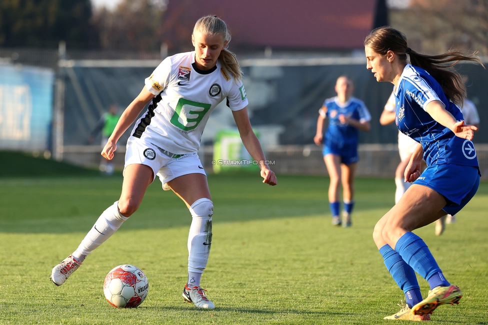 Sturm Damen - BW Linz
OEFB Frauen Bundesliga, 10. Runde, SK Sturm Graz Damen - FC Blau-Weiss Linz Kleinmuenchen, Trainingszentrum Messendorf, 10.11.2024. 

Foto zeigt Sandra Jakobsen (Sturm Damen)
