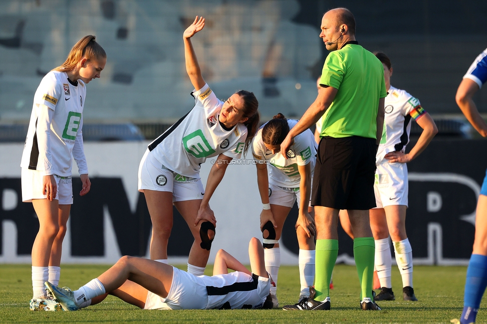 Sturm Damen - BW Linz
OEFB Frauen Bundesliga, 10. Runde, SK Sturm Graz Damen - FC Blau-Weiss Linz Kleinmuenchen, Trainingszentrum Messendorf, 10.11.2024. 

Foto zeigt Modesta Uka (Sturm Damen)
