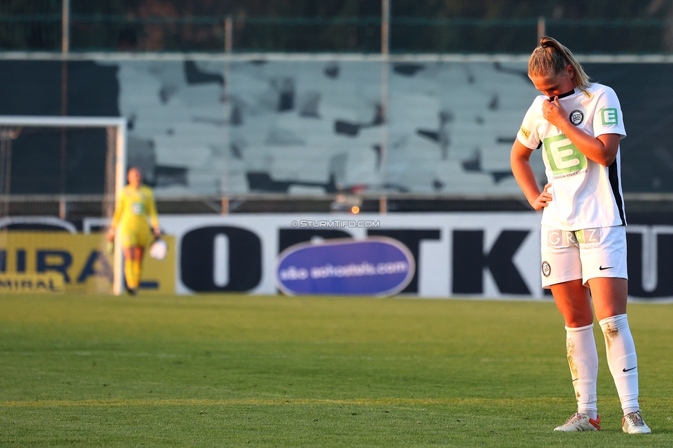 Sturm Damen - BW Linz
OEFB Frauen Bundesliga, 10. Runde, SK Sturm Graz Damen - FC Blau-Weiss Linz Kleinmuenchen, Trainingszentrum Messendorf, 10.11.2024. 

Foto zeigt Laura Lillholm-Petersen (Sturm Damen)
