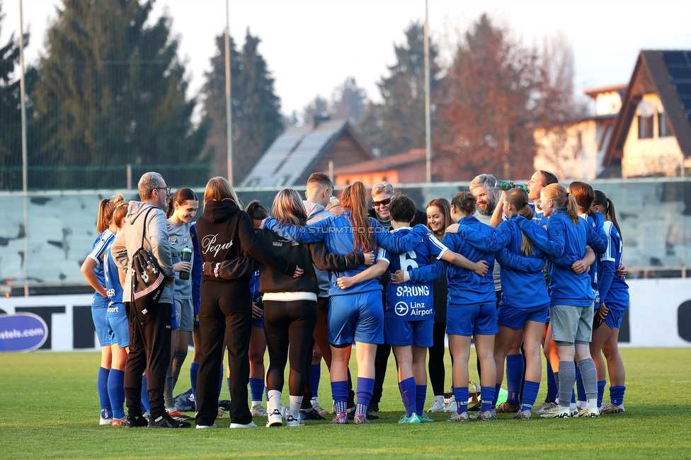 Sturm Damen - BW Linz
OEFB Frauen Bundesliga, 10. Runde, SK Sturm Graz Damen - FC Blau-Weiss Linz Kleinmuenchen, Trainingszentrum Messendorf, 10.11.2024. 

Foto zeigt die Mannschaft der Gaeste
