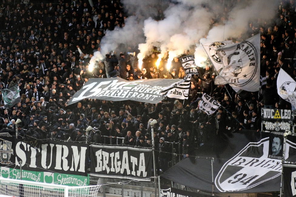 Sturm Graz - Austria Klagenfurt
Oesterreichische Fussball Bundesliga, 14. Runde, SK Sturm Graz - SK Austria Klagenfurt, Stadion Liebenau Graz, 23.11.2024. 

Foto zeigt Fans von Sturm
Schlüsselwörter: murtalfront pyrotechnik