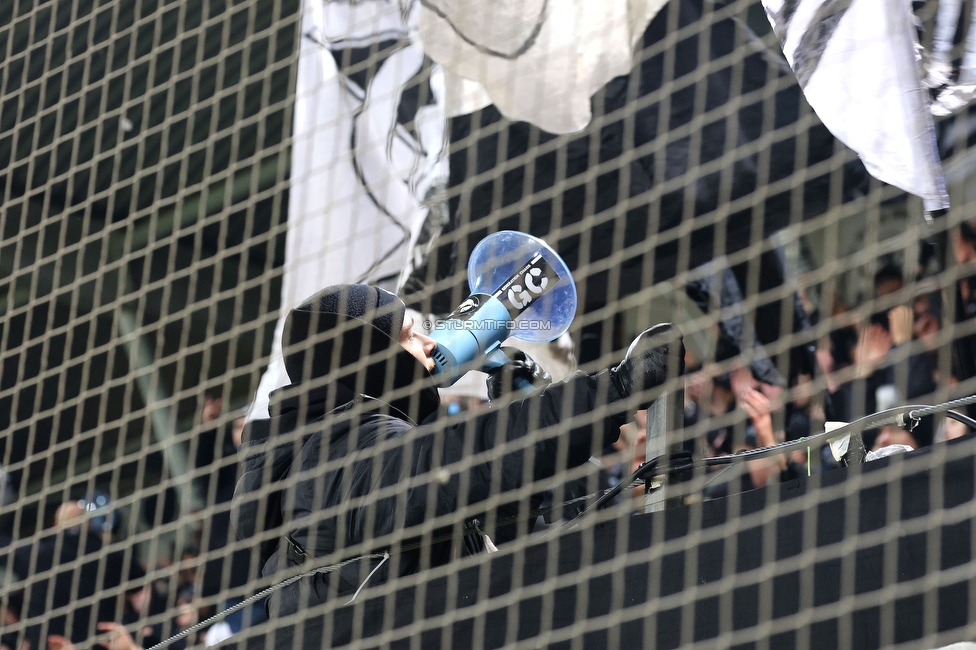 Sturm Graz - Austria Klagenfurt
Oesterreichische Fussball Bundesliga, 14. Runde, SK Sturm Graz - SK Austria Klagenfurt, Stadion Liebenau Graz, 23.11.2024. 

Foto zeigt Fans von Sturm
Schlüsselwörter: generationchaos vorsaenger