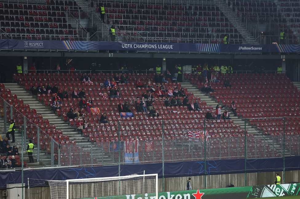 Sturm Graz - Girona
UEFA Champions League Ligaphase 5. Spieltag, SK Sturm Graz - Girona FC, Woerthersee Stadion Klagenfurt, 27.11.2024. 

Foto zeigt Fans von Girona
