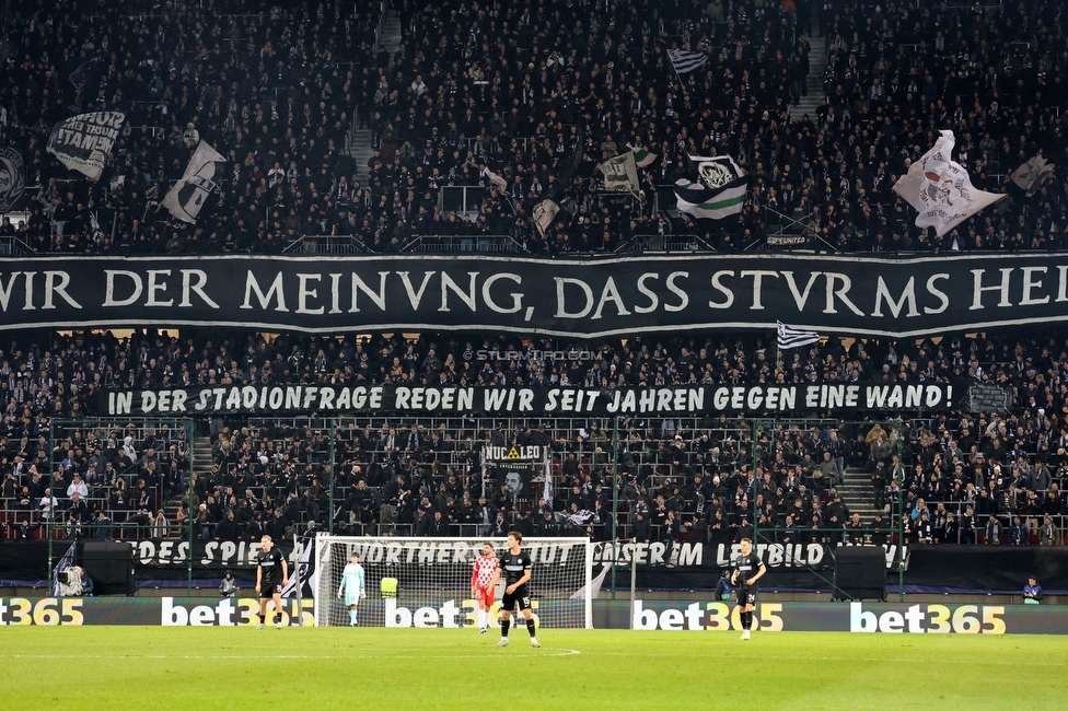 Sturm Graz - Girona
UEFA Champions League Ligaphase 5. Spieltag, SK Sturm Graz - Girona FC, Woerthersee Stadion Klagenfurt, 27.11.2024. 

Foto zeigt Fans von Sturm mit einem Spruchband
Schlüsselwörter: sturmstadion