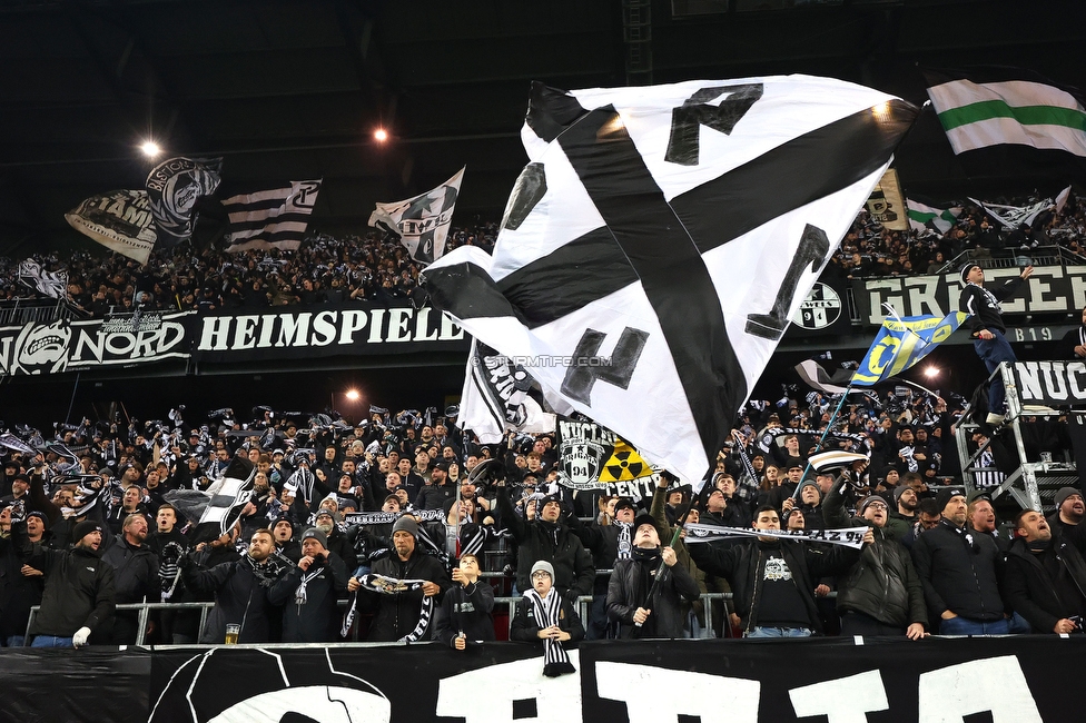 Sturm Graz - Girona
UEFA Champions League Ligaphase 5. Spieltag, SK Sturm Graz - Girona FC, Woerthersee Stadion Klagenfurt, 27.11.2024. 

Foto zeigt Fans von Sturm
Schlüsselwörter: brigata