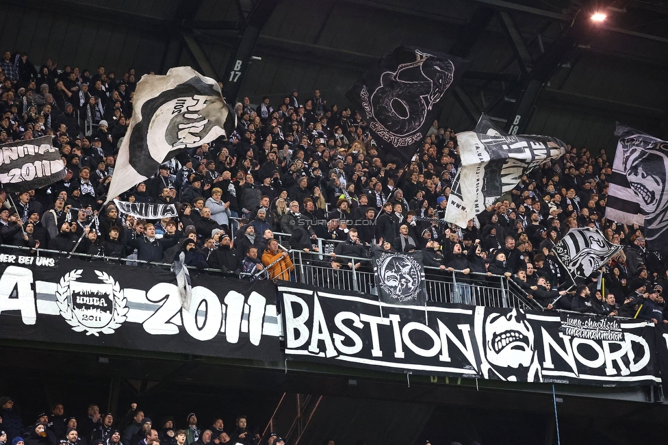 Sturm Graz - Girona
UEFA Champions League Ligaphase 5. Spieltag, SK Sturm Graz - Girona FC, Woerthersee Stadion Klagenfurt, 27.11.2024. 

Foto zeigt Fans von Sturm
Schlüsselwörter: bastion