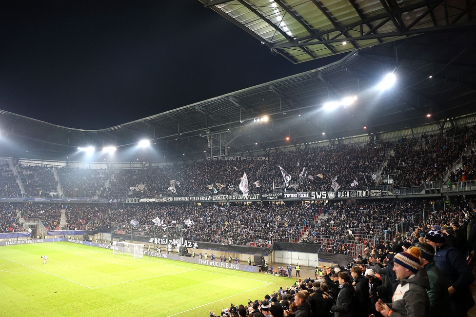 Sturm Graz - Girona
UEFA Champions League Ligaphase 5. Spieltag, SK Sturm Graz - Girona FC, Woerthersee Stadion Klagenfurt, 27.11.2024. 

Foto zeigt Fans von Sturm
