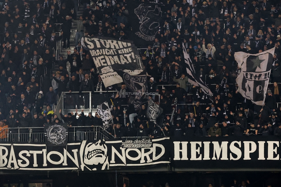 Sturm Graz - Girona
UEFA Champions League Ligaphase 5. Spieltag, SK Sturm Graz - Girona FC, Woerthersee Stadion Klagenfurt, 27.11.2024. 

Foto zeigt Fans von Sturm
Schlüsselwörter: bastion