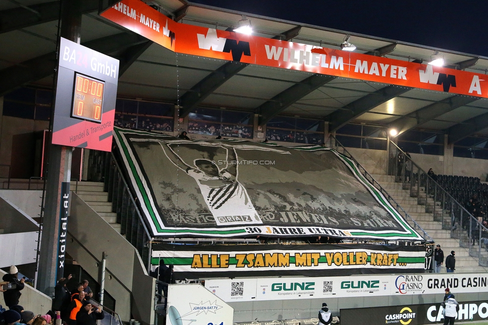 Altach - Sturm Graz
Oesterreichische Fussball Bundesliga, 15. Runde, SCR Altach - SK Sturm Graz, Stadion Schnabelholz Altach, 30.11.2024. 

Foto zeigt Fans von Sturm mit einer Choreografie
Schlüsselwörter: jewels