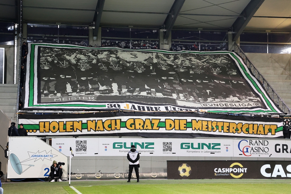 Altach - Sturm Graz
Oesterreichische Fussball Bundesliga, 15. Runde, SCR Altach - SK Sturm Graz, Stadion Schnabelholz Altach, 30.11.2024. 

Foto zeigt Fans von Sturm mit einer Choreografie
Schlüsselwörter: jewels