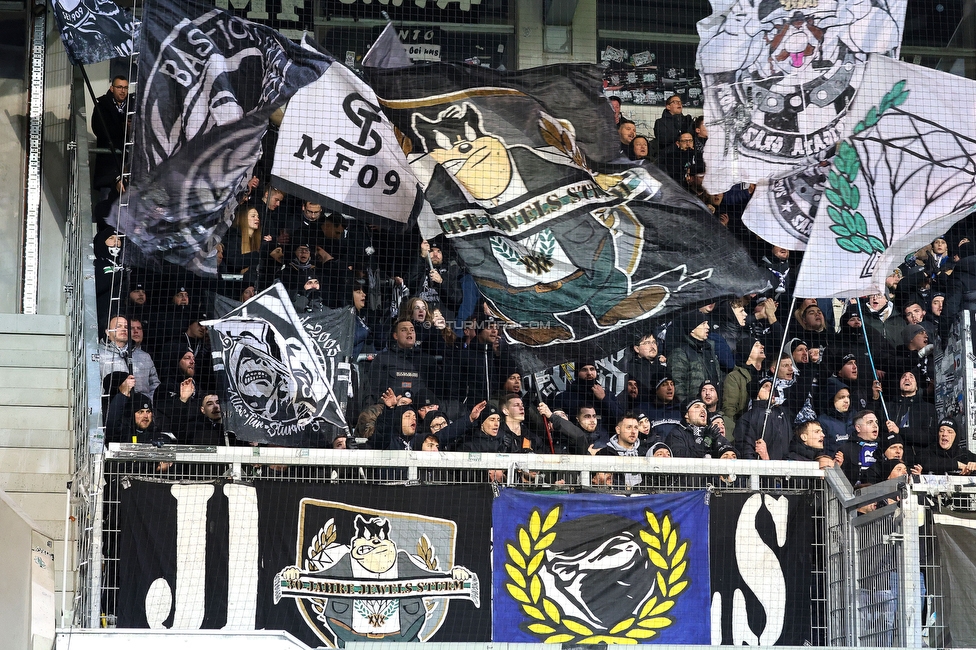 Altach - Sturm Graz
Oesterreichische Fussball Bundesliga, 15. Runde, SCR Altach - SK Sturm Graz, Stadion Schnabelholz Altach, 30.11.2024. 

Foto zeigt Fans von Sturm
Schlüsselwörter: jewels