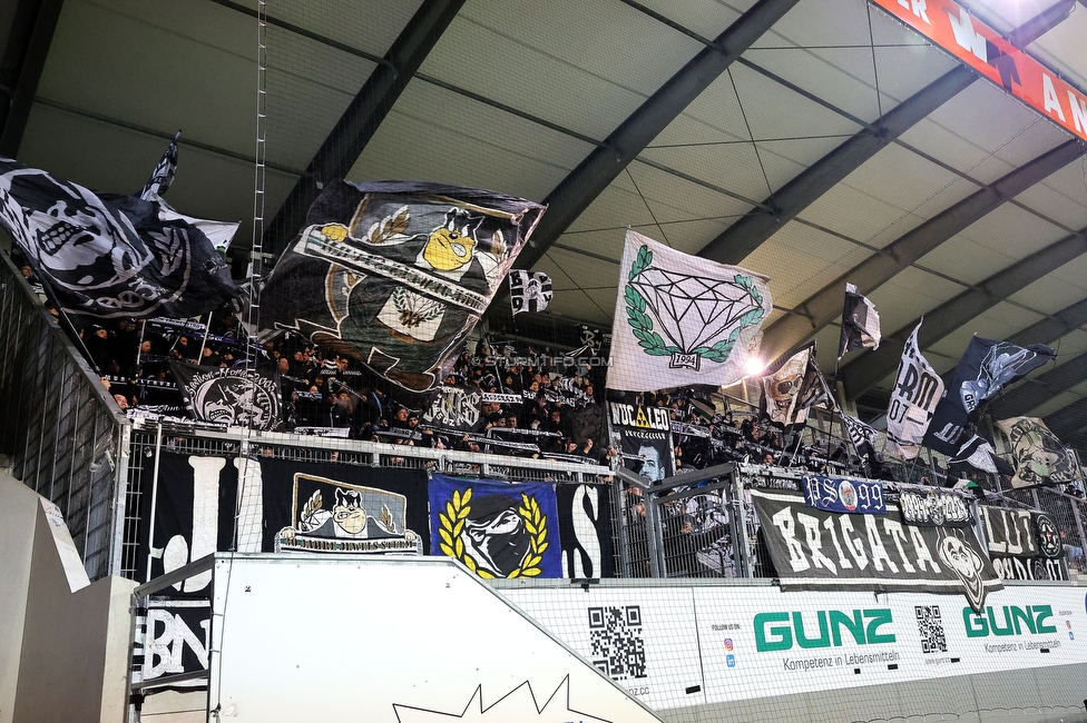 Altach - Sturm Graz
Oesterreichische Fussball Bundesliga, 15. Runde, SCR Altach - SK Sturm Graz, Stadion Schnabelholz Altach, 30.11.2024. 

Foto zeigt Fans von Sturm
Schlüsselwörter: schals