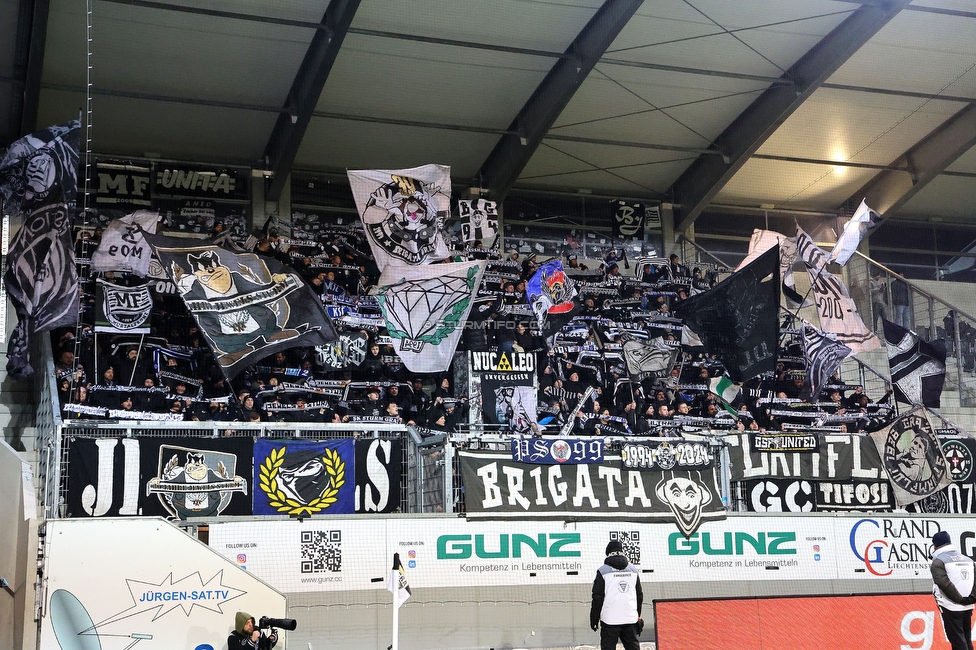 Altach - Sturm Graz
Oesterreichische Fussball Bundesliga, 15. Runde, SCR Altach - SK Sturm Graz, Stadion Schnabelholz Altach, 30.11.2024. 

Foto zeigt Fans von Sturm
Schlüsselwörter: schals