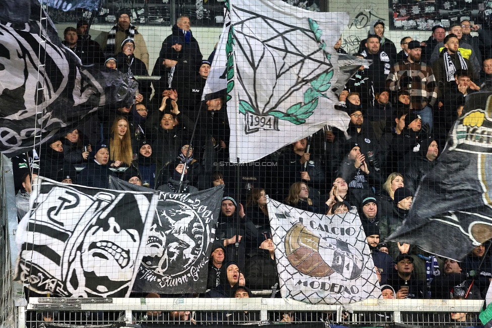 Altach - Sturm Graz
Oesterreichische Fussball Bundesliga, 15. Runde, SCR Altach - SK Sturm Graz, Stadion Schnabelholz Altach, 30.11.2024. 

Foto zeigt Fans von Sturm
Schlüsselwörter: bastion jewels