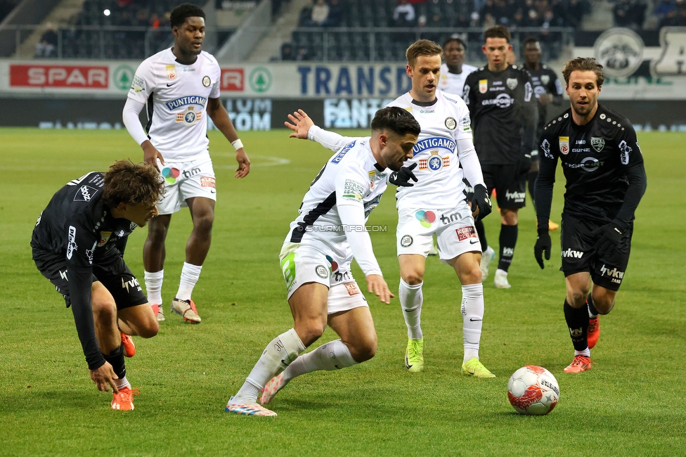 Altach - Sturm Graz
Oesterreichische Fussball Bundesliga, 15. Runde, SCR Altach - SK Sturm Graz, Stadion Schnabelholz Altach, 30.11.2024. 

Foto zeigt Jusuf Gazibegovic (Sturm)
