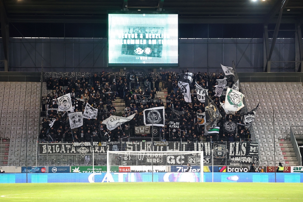 Tirol - Sturm Graz
Oesterreichische Fussball Bundesliga, 16. Runde, WSG Tirol - SK Sturm Graz, Tivoli Stadion Tirol, 07.12.2024. 

Foto zeigt Fans von Sturm
