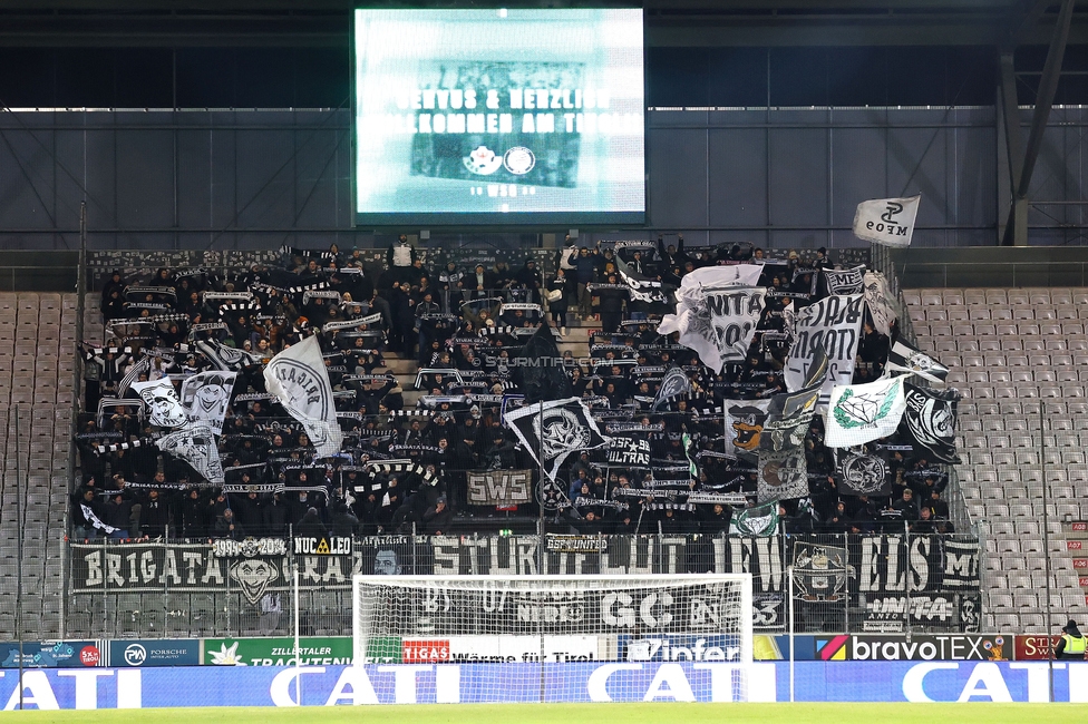 Tirol - Sturm Graz
Oesterreichische Fussball Bundesliga, 16. Runde, WSG Tirol - SK Sturm Graz, Tivoli Stadion Tirol, 07.12.2024. 

Foto zeigt Fans von Sturm
