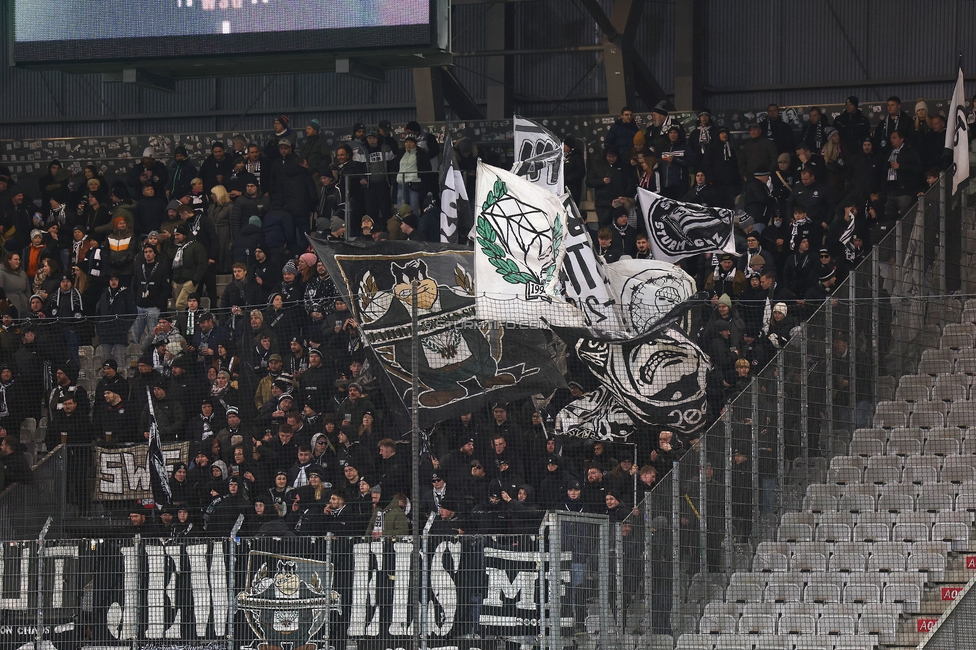 Tirol - Sturm Graz
Oesterreichische Fussball Bundesliga, 16. Runde, WSG Tirol - SK Sturm Graz, Tivoli Stadion Tirol, 07.12.2024. 

Foto zeigt Fans von Sturm
