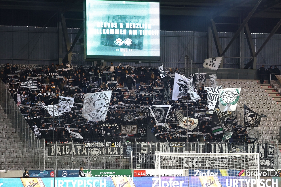 Tirol - Sturm Graz
Oesterreichische Fussball Bundesliga, 16. Runde, WSG Tirol - SK Sturm Graz, Tivoli Stadion Tirol, 07.12.2024. 

Foto zeigt Fans von Sturm
