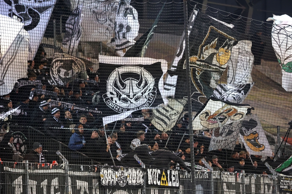 Tirol - Sturm Graz
Oesterreichische Fussball Bundesliga, 16. Runde, WSG Tirol - SK Sturm Graz, Tivoli Stadion Tirol, 07.12.2024. 

Foto zeigt Fans von Sturm
