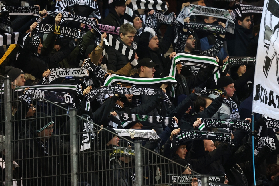 Tirol - Sturm Graz
Oesterreichische Fussball Bundesliga, 16. Runde, WSG Tirol - SK Sturm Graz, Tivoli Stadion Tirol, 07.12.2024. 

Foto zeigt Fans von Sturm
