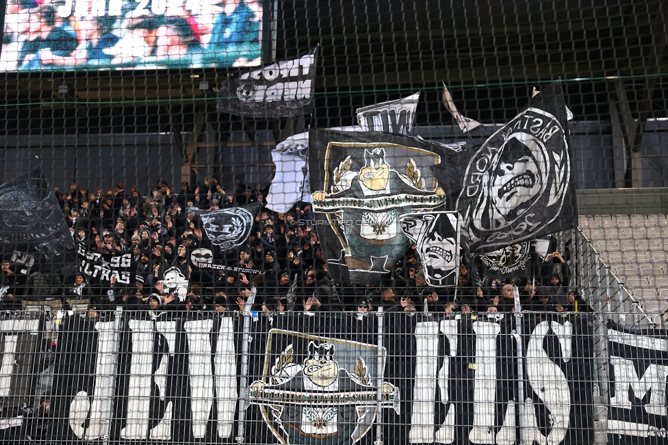 Tirol - Sturm Graz
Oesterreichische Fussball Bundesliga, 16. Runde, WSG Tirol - SK Sturm Graz, Tivoli Stadion Tirol, 07.12.2024. 

Foto zeigt Fans von Sturm
