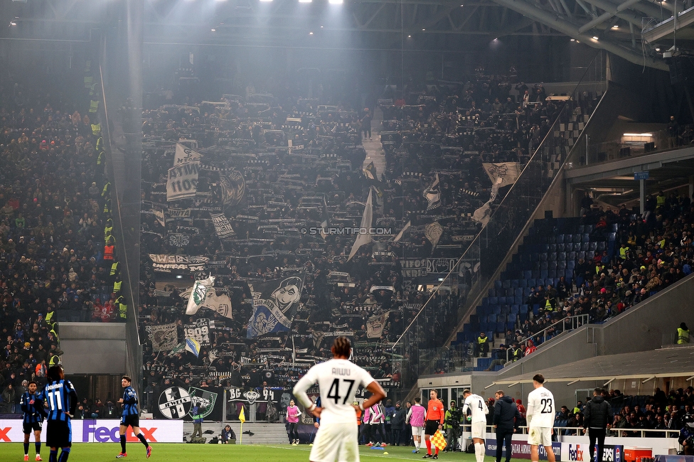 Atalanta - Sturm Graz
UEFA Champions League Ligaphase 7. Spieltag, Atalanta Bergamo Calcio - SK Sturm Graz, Stadio di Bergamo, 21.01.2025. 

Foto zeigt Fans von Sturm
Schlüsselwörter: schals