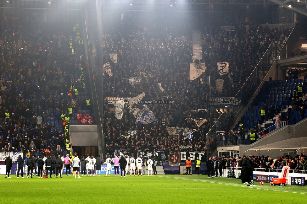 Atalanta - Sturm Graz
UEFA Champions League Ligaphase 7. Spieltag, Atalanta Bergamo Calcio - SK Sturm Graz, Stadio di Bergamo, 21.01.2025. 

Foto zeigt die Mannschaft von Sturm und Fans von Sturm
